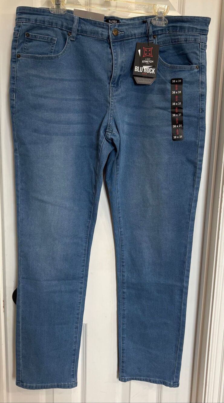 BLU ROCK -NWT Men's Flex Stretch Slim Straight Jeans/Men's Size 38/31/Light Wash